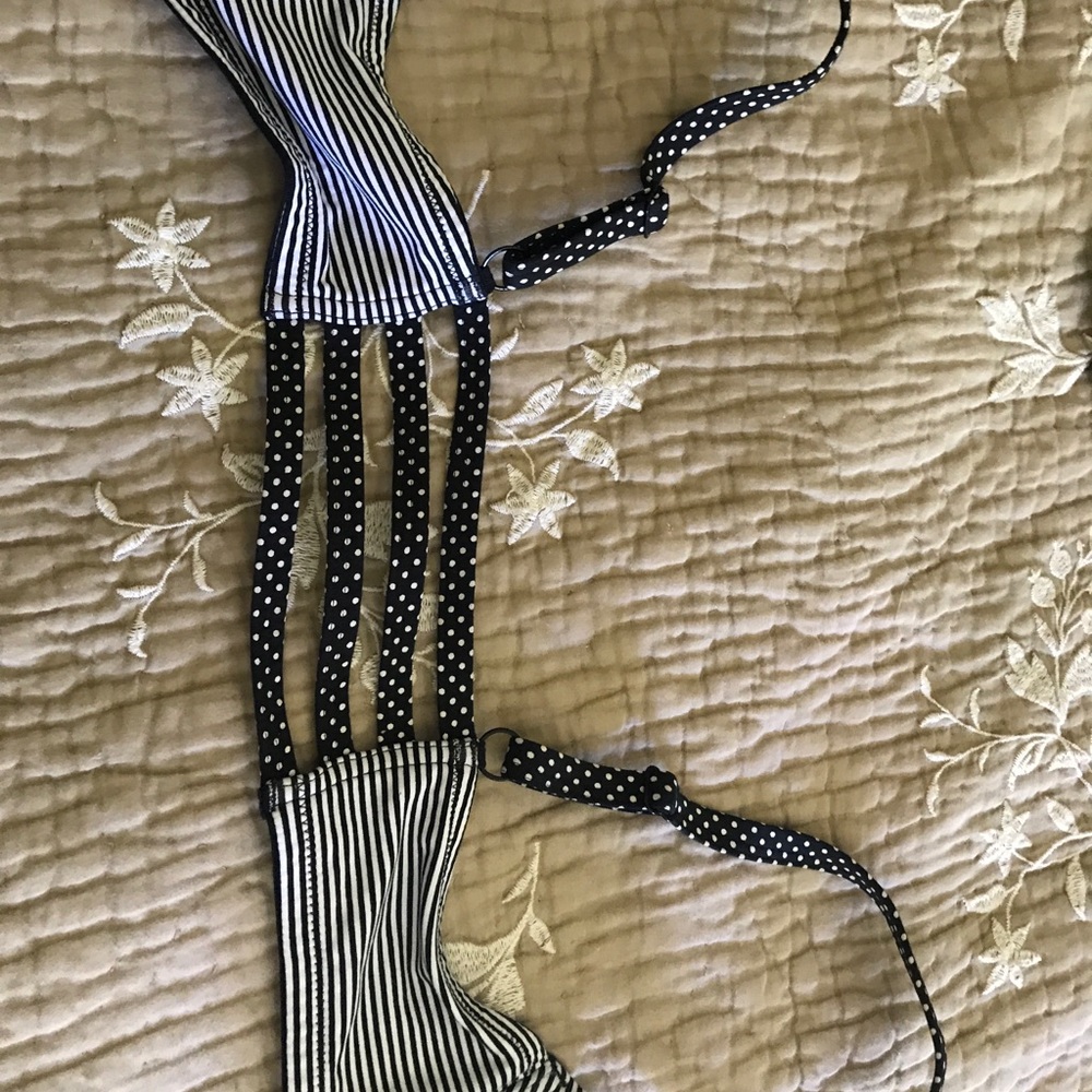 Victoria Secret cotton plunge 38D